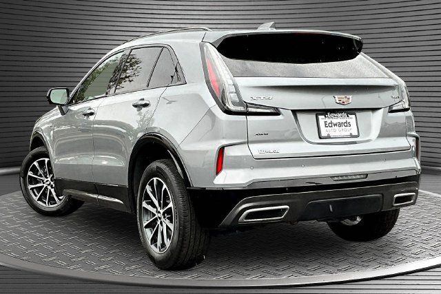Certified 2025 Cadillac XT4 Sport w/ Cold Weather Package AWD/4WD image 4
