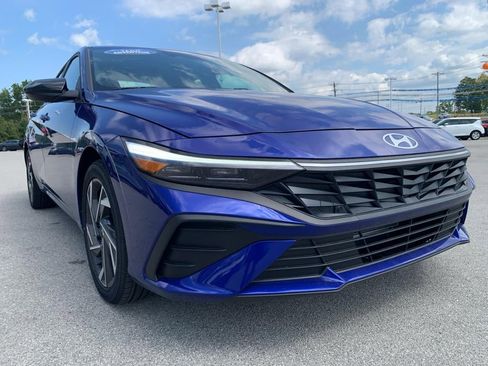 New 2025 Hyundai Elantra Sport image 38