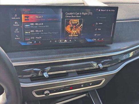 Certified 2025 BMW X5 sDrive40i w/ Climate Comfort Package image 15