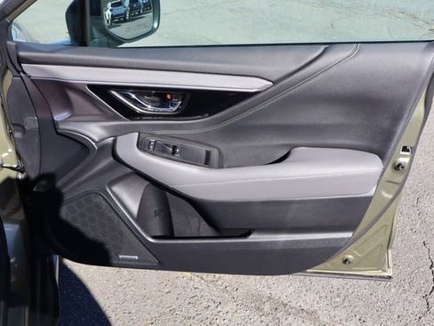 Certified 2025 Subaru Outback Onyx Edition w/ Popular Package #2 image 38