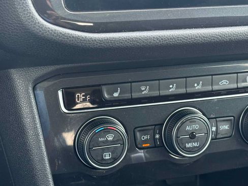 Used 2019 Volkswagen Tiguan SEL AWD/4WD image 28