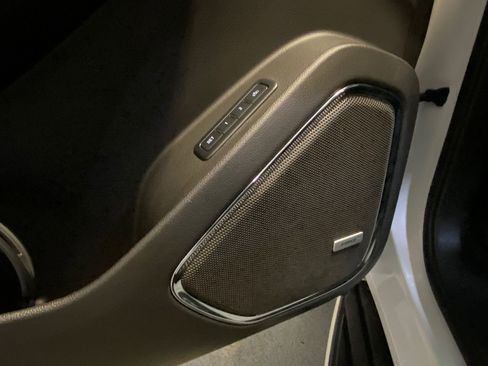 Used 2017 Chevrolet Suburban Premier image 23