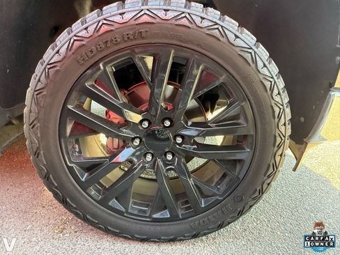 Used 2024 Chevrolet Silverado 1500 LT w/ Leather Package image 6