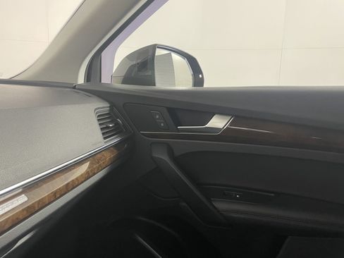 Used 2020 Audi Q5 2.0T Premium Plus AWD/4WD image 12