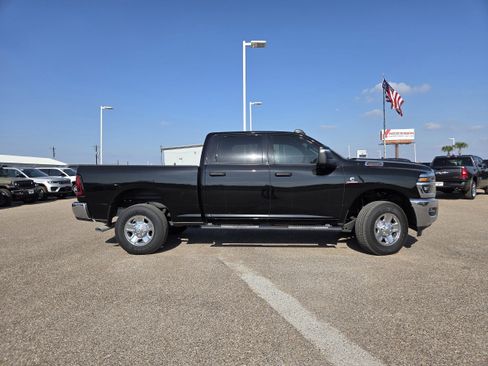 New 2025 RAM 2500 Tradesman image 8