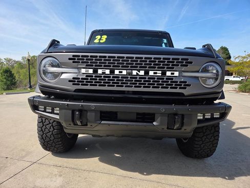 Used 2023 Ford Bronco Badlands image 5