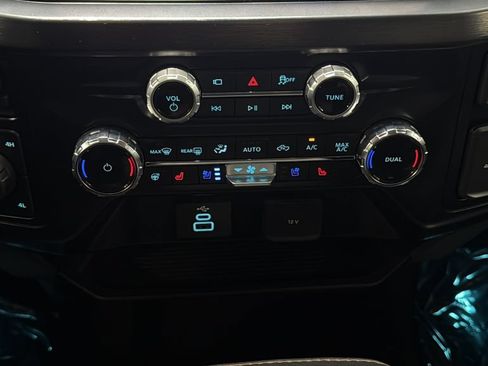 Used 2025 Ford F350 Lariat w/ Camper Package AWD/4WD image 32