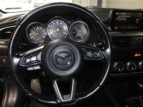 Used 2017 MAZDA MAZDA6 Sport FWD image 11