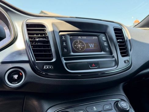 Used 2016 Chrysler 200 S w/ Comfort Group FWD image 45