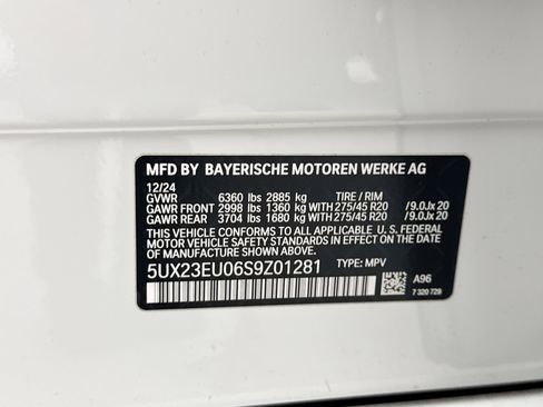 Used 2025 BMW X5 xDrive40i w/ M Sport Package AWD/4WD image 27