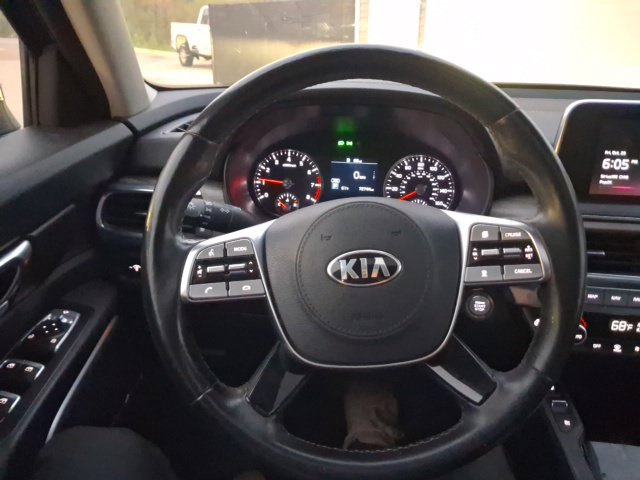 Certified 2021 Kia Telluride EX w/ EX Premium Package AWD/4WD image 9