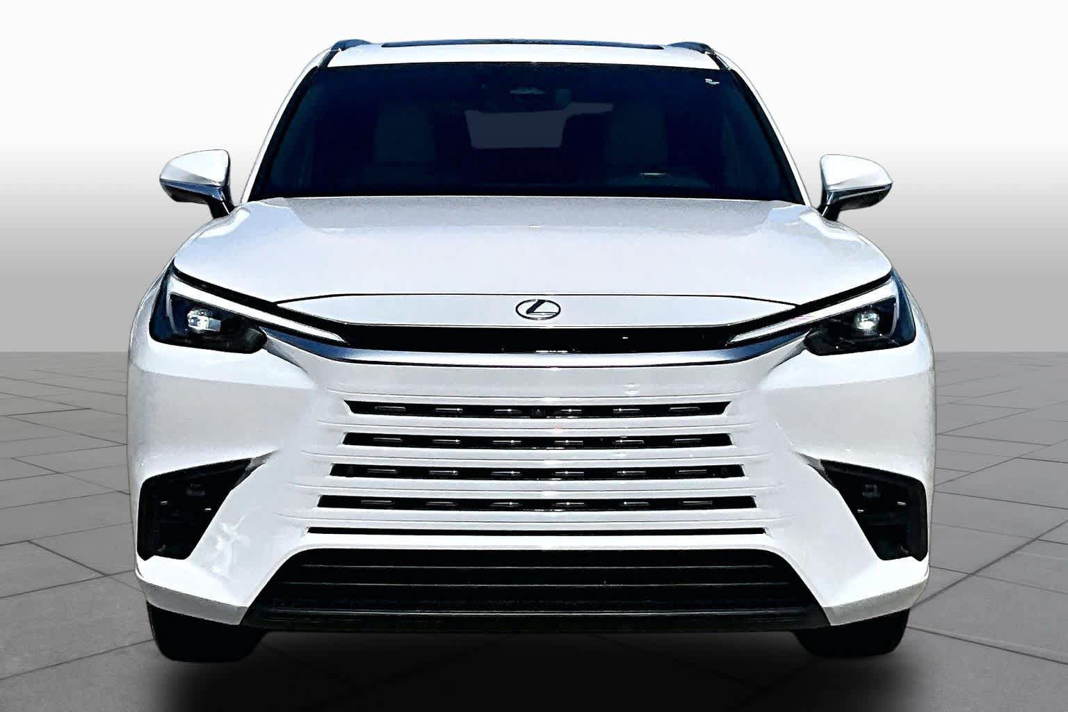 Used 2025 Lexus TX 350 AWD w/ Technology Package image 4