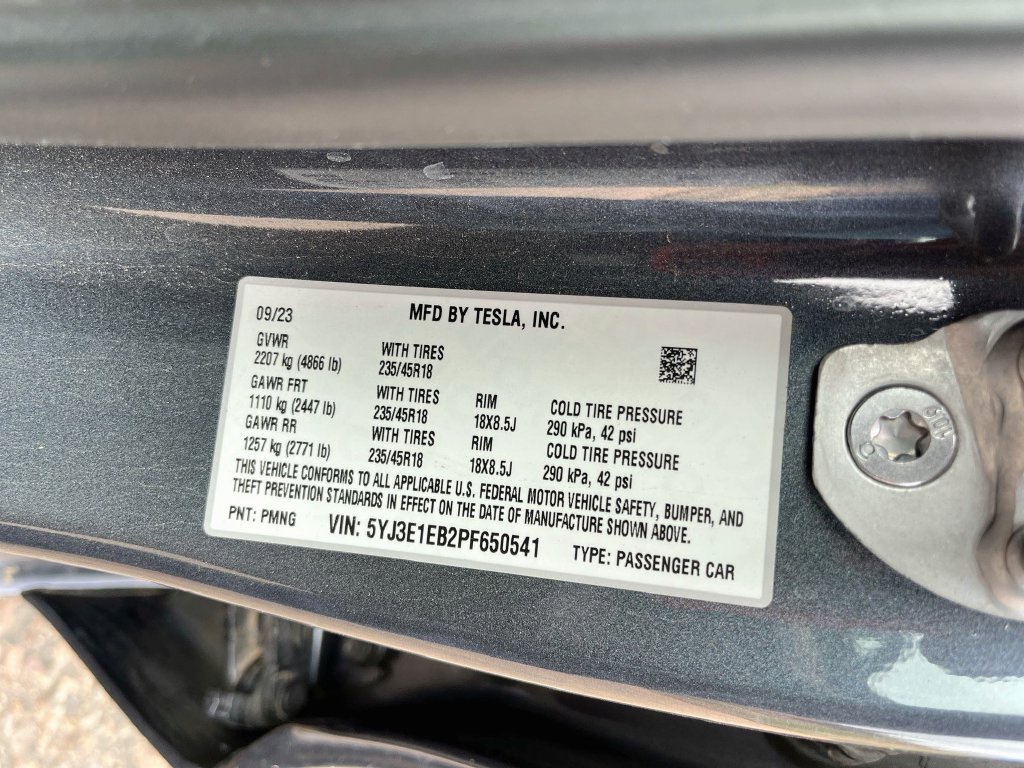 Used 2023 Tesla Model 3 Long Range AWD/4WD image 31