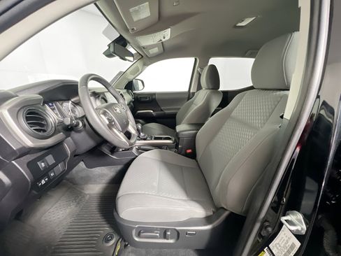 Used 2022 Toyota Tacoma SR5 image 14