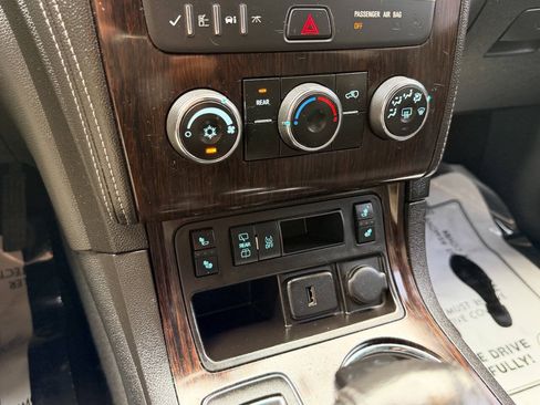 Used 2017 Chevrolet Traverse LT w/ Style and Technology Package AWD/4WD image 48