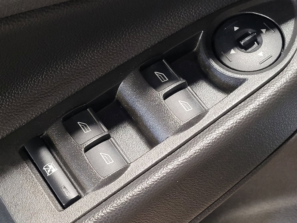 Used 2016 Ford Escape S FWD image 27