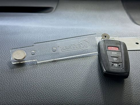 Used 2020 Toyota Camry TRD image 32