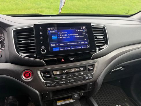 Used 2023 Honda Ridgeline RTL-E image 11
