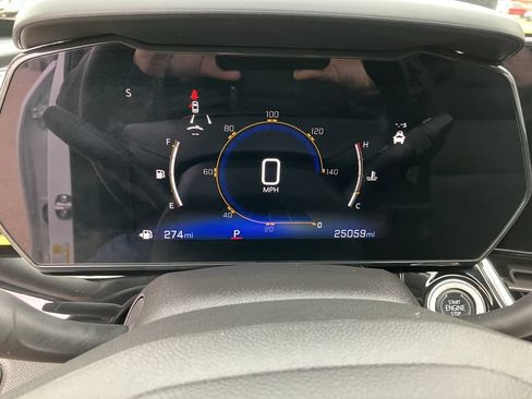 Used 2025 Chevrolet Trax ACTIV w/ Driver Confidence Package FWD image 9