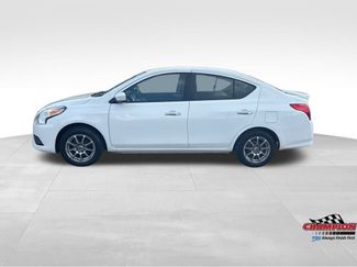 Used 2016 Nissan Versa SV video 2