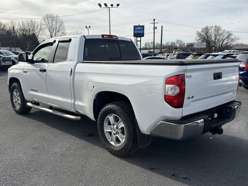 Used 2015 Toyota Tundra SR5 image 6