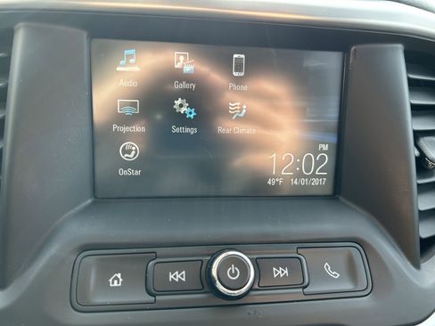 Used 2017 GMC Acadia SLE image 12