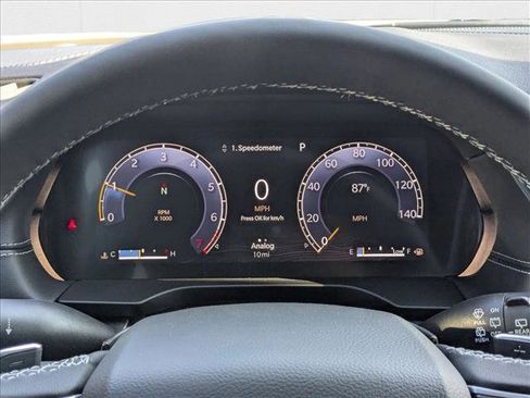 New 2025 Jeep Grand Cherokee Altitude image 11