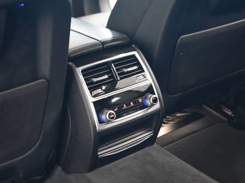 Used 2016 BMW 740i image 65