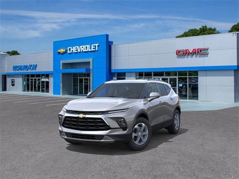 New 2026 Chevrolet Blazer LT image 8