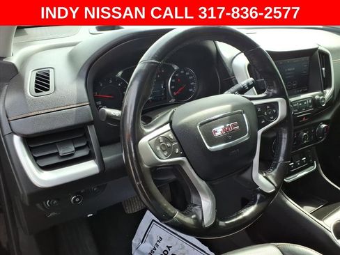 Used 2018 GMC Terrain SLT w/ Infotainment Package II image 16