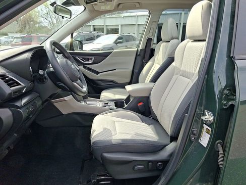 Used 2022 Subaru Forester Premium AWD/4WD image 15