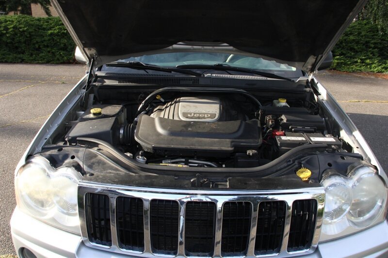 Used 2006 Jeep Grand Cherokee Limited AWD/4WD image 20