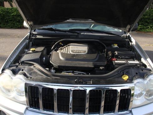 Used 2006 Jeep Grand Cherokee Limited AWD/4WD image 20