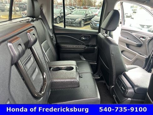 Certified 2025 Honda Ridgeline RTL image 38