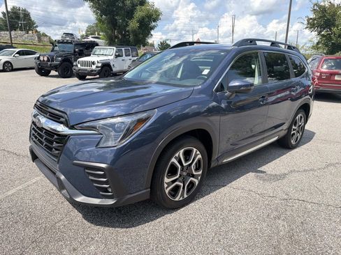 Certified 2023 Subaru Ascent Limited AWD/4WD image 3