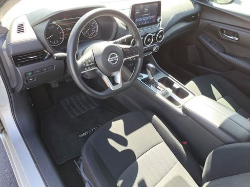 Used 2023 Nissan Sentra SV FWD image 19