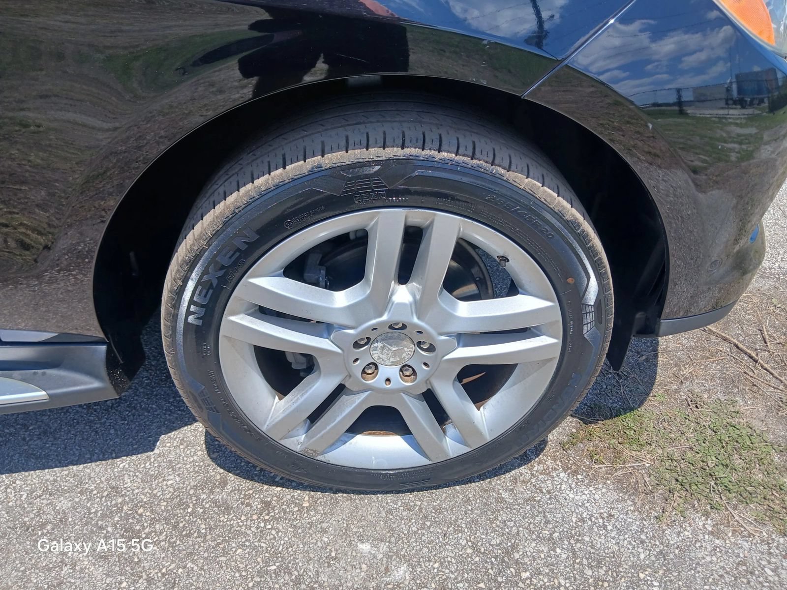 Used 2015 Mercedes-Benz ML 250 BlueTEC 4MATIC w/ Premium 1 Package image 40