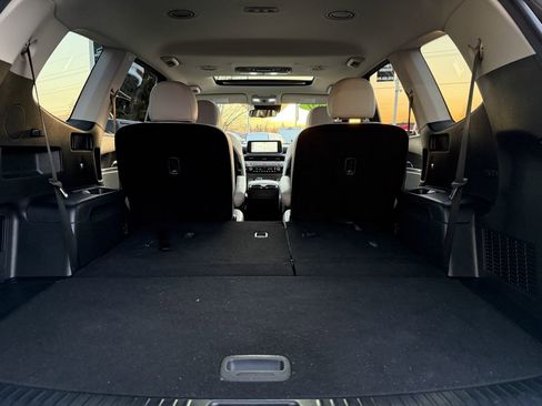 Used 2021 Kia Telluride EX w/ EX Premium Package image 19