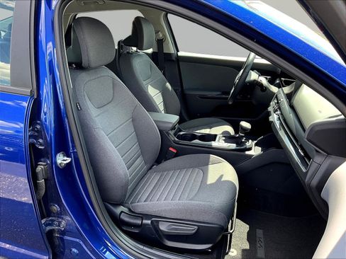 Used 2025 Kia K4 EX FWD image 28