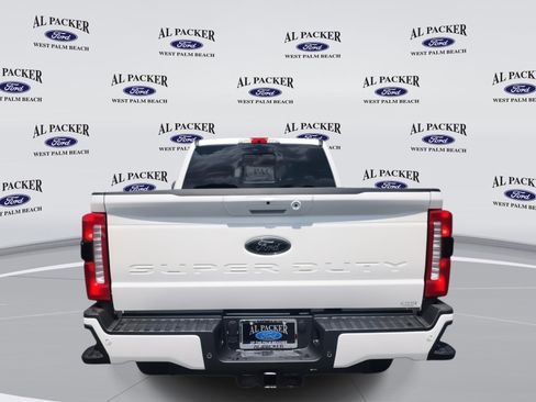 New 2025 Ford F350 Lariat w/ Lariat Ultimate Package image 4