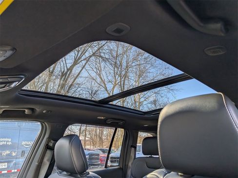 Certified 2024 Jeep Grand Cherokee Limited image 20