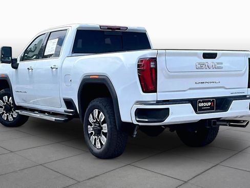 Used 2026 GMC Sierra 3500 Denali w/ Technology Package AWD/4WD image 12