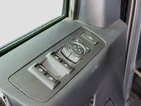 Used 2022 Ford F250 Lariat w/ Lariat Ultimate Package AWD/4WD image 23