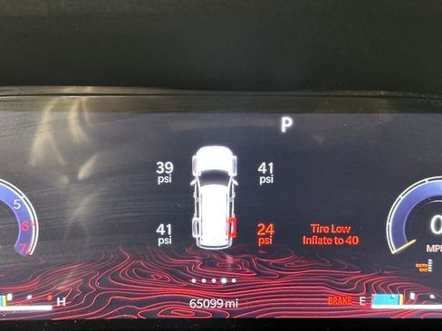 Used 2022 Jeep Wagoneer Series III w/ Premium Group I image 17