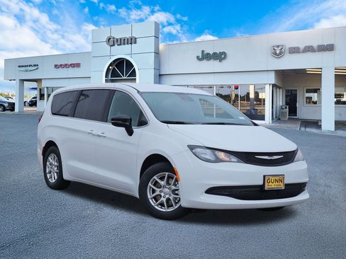 New 2026 Chrysler Voyager LX image 1