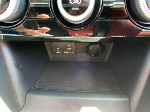 Certified 2023 Subaru Forester Premium AWD/4WD image 31