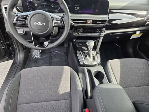 New 2026 Kia Seltos S image 21