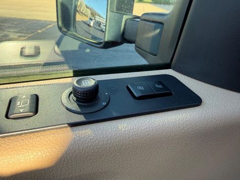 Used 2014 Ford F350 King Ranch image 19