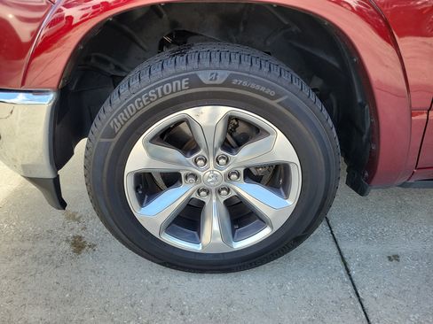 Used 2019 RAM 1500 Limited AWD/4WD image 5