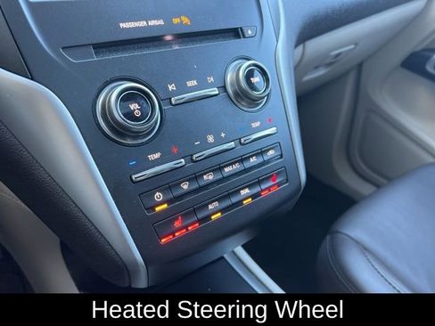 Used 2019 Lincoln MKC Select w/ Select Plus Package image 17